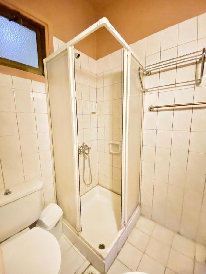 קיירניה Kaan Hotel & Apartment מראה חיצוני תמונה